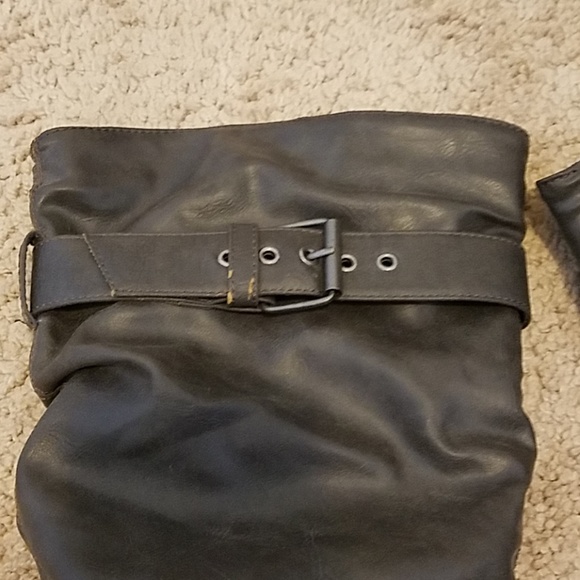 Grey boots with buckles - Picture 7 of 7